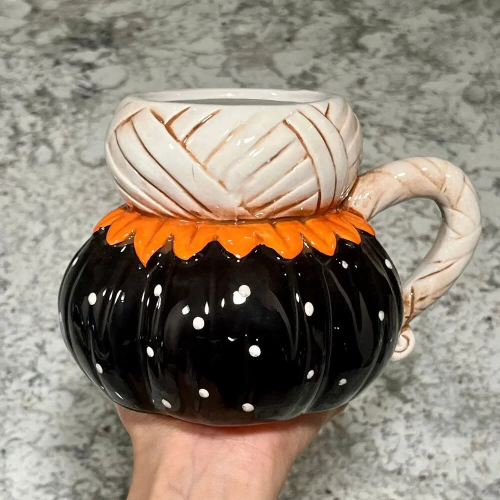 Johanna Parker Halloween Ceramic Cat Mummy Mugs Bundle (2)